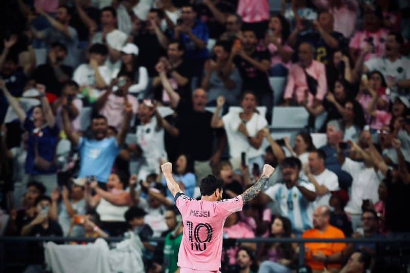 #LionelMessi