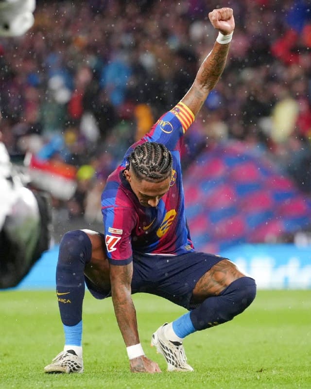 ባርሴሎና በሰፊ የግብ ልዩነት አሸነፈ !