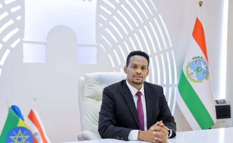 አቶ ኦርዲን በድሪን የሀረሪ ክልል ፕሬዚዳንት ሆነው በድጋሜ ተሾሙ።