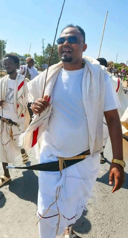 "ከንቲባው በሕክምና ሲረዳ ቆይቶ ዛሬ ነው ያረፈው። ሾፌሩ ግን የመኪና አደጋ በተከሰተበት እለት ወዲያው ነው ሕይወቱ ያለፈው" - አቶ ኃይሉ አዱኛ