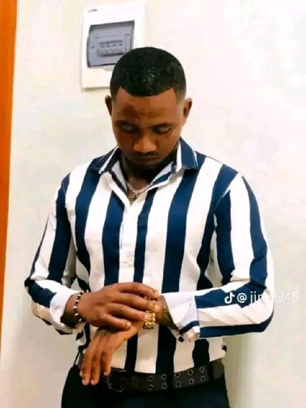 በደቡብ ኢትዮጵያ ክልል፣ ጌዴኦ ዞን፣ ዲላ ከተማ ጪጩ ተብሎ በሚጠራው አካባቢ አቢቲ ብርሃኑ የተባለ ወጣት በፌዴራል ፖሊስ አባል በተተኮሰበት ጥይት ሕይወቱ ማለፉን የአካባቢው ነዋሪዎች ለቲክ…