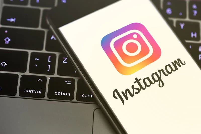 #SocialMedia