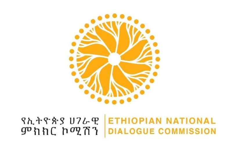 #NationalDialogue🇪🇹 በምክክር ኮሚሽኑ የውሳኔ አሰጣጥ መመሪያ መሰረት፣ 75% ያገኘ የአጀንዳ ምክረ ሀሳብ ይጸድቃል፤ 75% ያላገኘ ሀሳብ በአስማሚ ኮሚቴ ታይቶ 70% ድምፅ እንዲ…