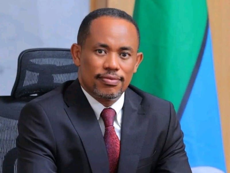 #NewsAlert አቶ ጥላሁን ከበደ በምክትል ከንቲባ ማዕረግ በአዲስ አበባ ከተማ የፐብሊክ ሰርቪስ እና የሰው ሃብት ልማት ቢሮ ኃላፊ ሆነው ተሾሙ።