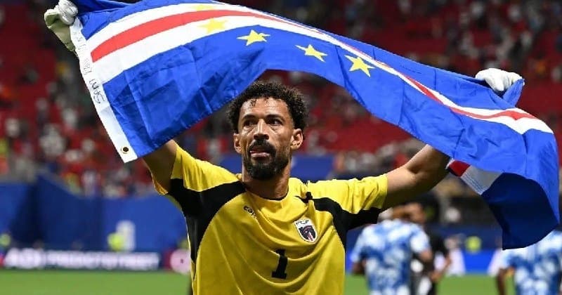 የአመቱ ምርጥ ግብ ጠባቂ ማን ይሆናል !